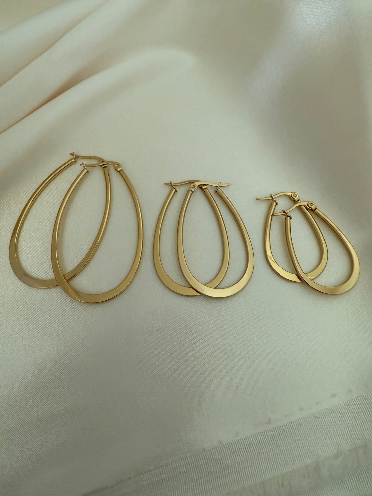 Elongated Hoops