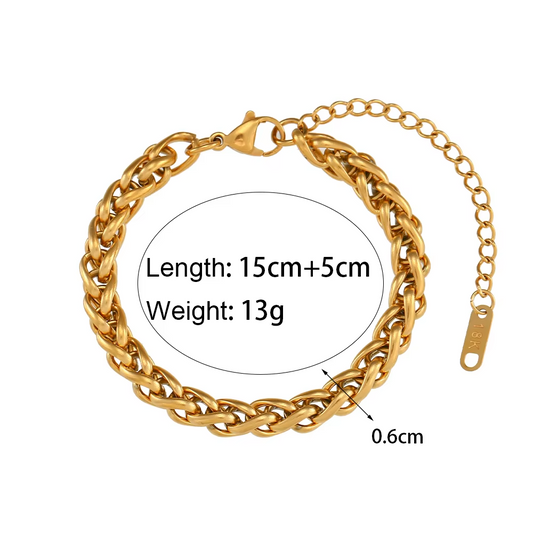 Elegant Twist Bracelet