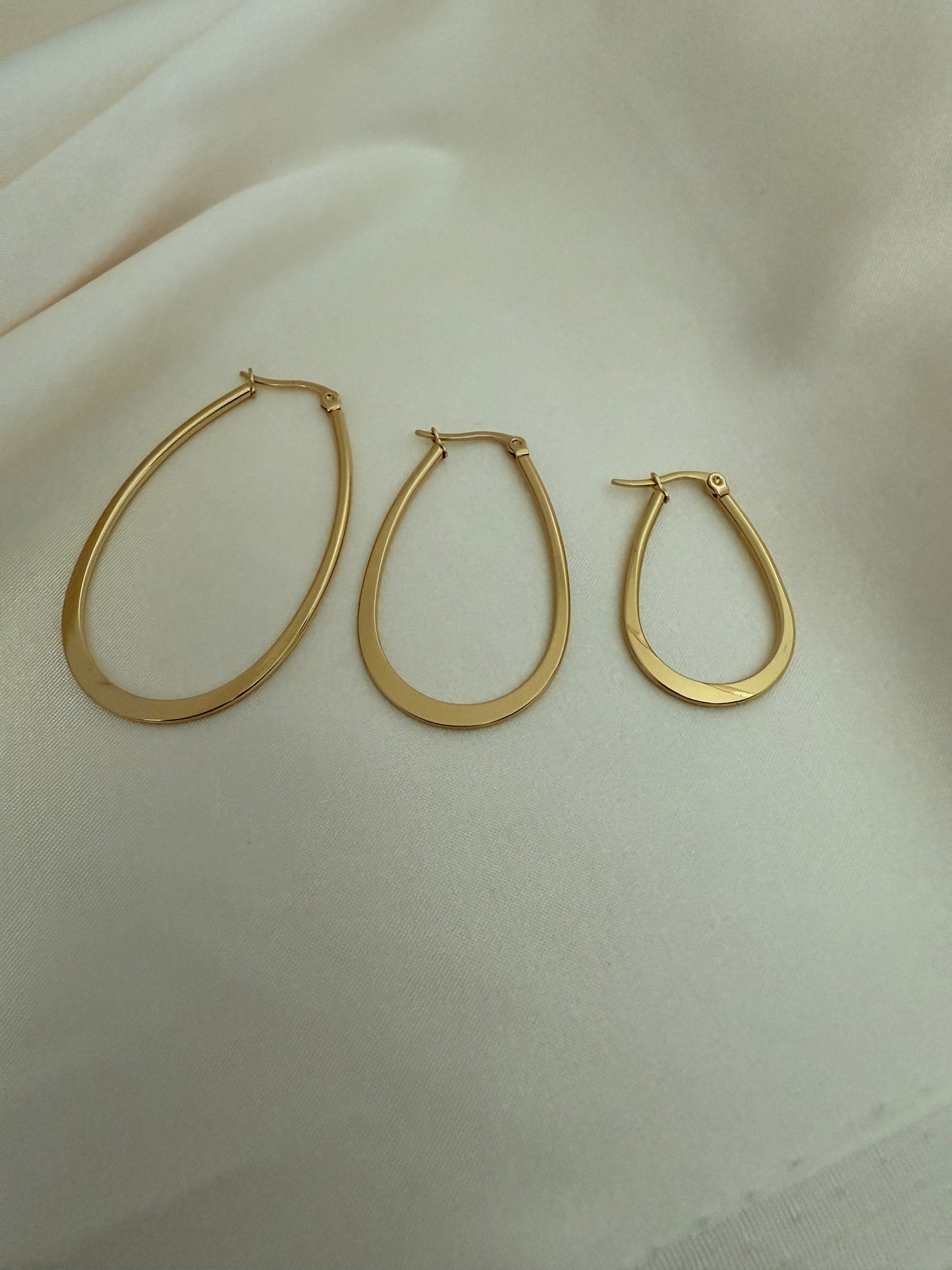Elongated Hoops